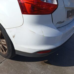 PARAGOLPES TRASERO FORD FOCUS BERLINA (CB8)