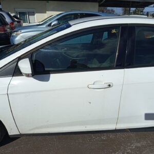 PUERTA DELANTERA IZQUIERDA FORD FOCUS BERLINA (CB8)
