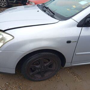ALETA DELANTERA IZQUIERDA TOYOTA COROLLA (E12)