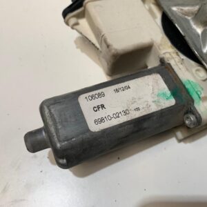 ELEVALUNAS DELANTERO DERECHO TOYOTA COROLLA (E12)