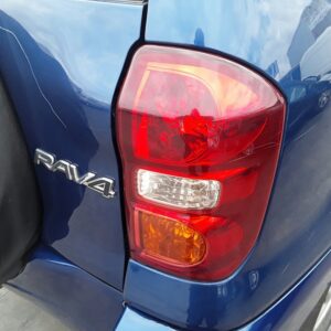 PILOTO TRASERO DERECHO TOYOTA RAV4 (A2)