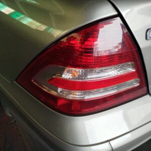PILOTO TRASERO IZQUIERDO MERCEDES-BENZ CLASE C (BM 203) BERLINA