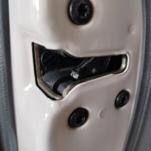 CERRADURA PUERTA DELANTERA DERECHA HYUNDAI I40 (VF)