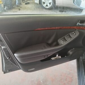 ELEVALUNAS DELANTERO IZQUIERDO TOYOTA AVENSIS BERLINA (T25)