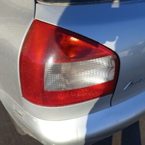 PILOTO TRASERO IZQUIERDO AUDI A3 (8L)