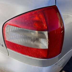 PILOTO TRASERO DERECHO AUDI A3 (8L)