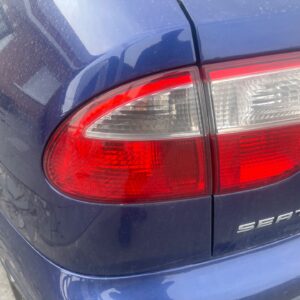 PILOTO TRASERO IZQUIERDO SEAT LEON (1M1)