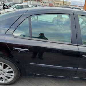 PUERTA TRASERA DERECHA RENAULT LAGUNA II (BG0)