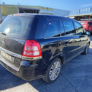 PILOTO TRASERO DERECHO OPEL ZAFIRA B