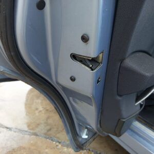 CERRADURA PUERTA TRASERA IZQUIERDA BMW SERIE X3 (E83)