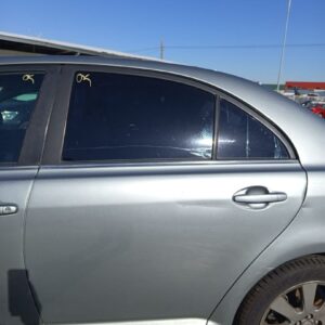 PUERTA TRASERA IZQUIERDA TOYOTA AVENSIS BERLINA (T25)