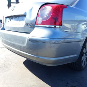 PARAGOLPES TRASERO TOYOTA AVENSIS BERLINA (T25)