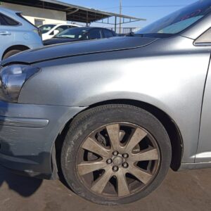 ALETA DELANTERA IZQUIERDA TOYOTA AVENSIS BERLINA (T25)