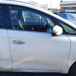 PUERTA DELANTERA DERECHA KIA CARENS (RP)