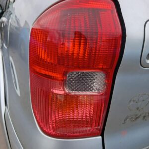 PILOTO TRASERO IZQUIERDO TOYOTA RAV4 (A2)