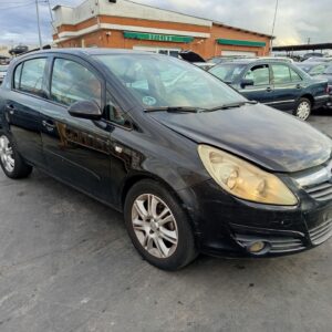 PUERTA DELANTERA DERECHA OPEL CORSA D