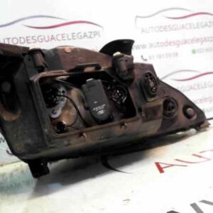 FARO IZQUIERDO FORD FOCUS BERLINA (CAK)
