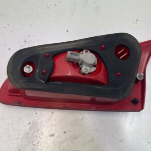 PILOTO TRASERO IZQUIERDO INTERIOR ALFA ROMEO 147 (190)