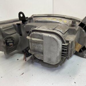 FARO IZQUIERDO FORD ESCORT BERL./TURNIER