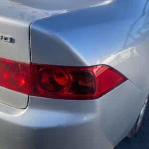 PILOTO TRASERO DERECHO HONDA ACCORD BERLINA (CL/CN)