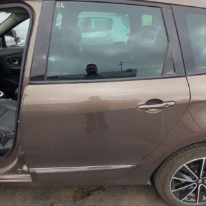 PUERTA TRASERA IZQUIERDA RENAULT SCENIC III (JZ)