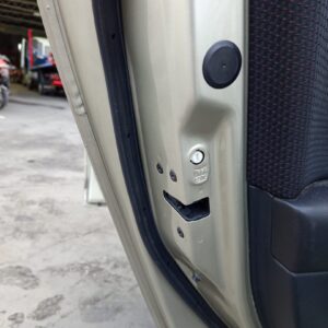 CERRADURA PUERTA TRASERA IZQUIERDA MAZDA 3 BERLINA (BK)