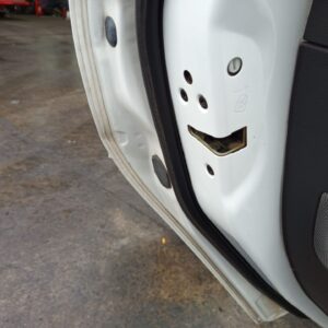 CERRADURA PUERTA TRASERA IZQUIERDA FORD FOCUS BERLINA (CB8)