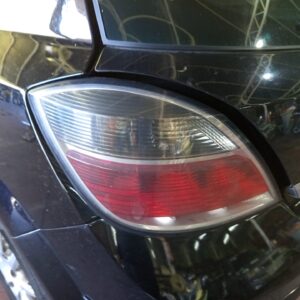 PILOTO TRASERO IZQUIERDO OPEL ASTRA H BERLINA