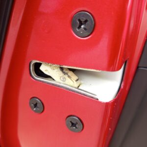 CERRADURA PUERTA TRASERA IZQUIERDA MAZDA 3 BERLINA / SEDÁN (BM/BN)