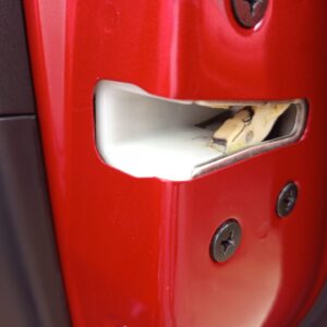 CERRADURA PUERTA TRASERA DERECHA MAZDA 3 BERLINA / SEDÁN (BM/BN)