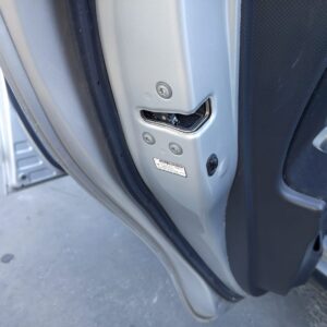 CERRADURA PUERTA TRASERA IZQUIERDA TOYOTA URBAN CRUISER (NLP11/NSP11)