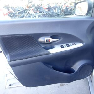 ELEVALUNAS DELANTERO IZQUIERDO TOYOTA URBAN CRUISER (NLP11/NSP11)