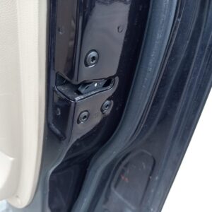 CERRADURA PUERTA DELANTERA DERECHA KIA CARNIVAL