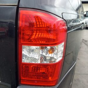 PILOTO TRASERO DERECHO KIA CARNIVAL