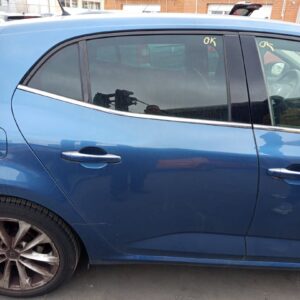 PUERTA TRASERA DERECHA RENAULT MEGANE IV BERLINA 5P