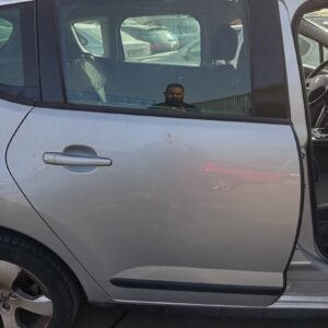 PUERTA TRASERA DERECHA PEUGEOT 3008