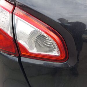 PILOTO TRASERO IZQUIERDO INTERIOR NISSAN QASHQAI (J10)