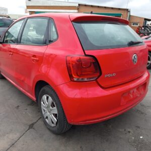 PARAGOLPES TRASERO VOLKSWAGEN POLO V (6R1)