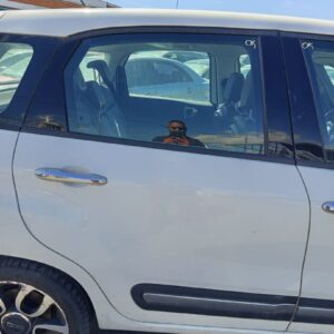 PUERTA TRASERA DERECHA FIAT 500L (330)