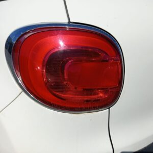 PILOTO TRASERO IZQUIERDO FIAT 500L (330)