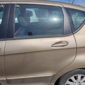 PUERTA TRASERA IZQUIERDA MERCEDES-BENZ CLASE A (BM 169)