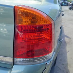 PILOTO TRASERO DERECHO OPEL VECTRA C BERLINA