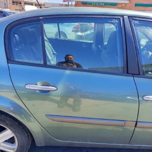 PUERTA TRASERA DERECHA RENAULT MEGANE II BERLINA 5P
