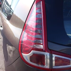 PILOTO TRASERO IZQUIERDO RENAULT SCENIC III (JZ)