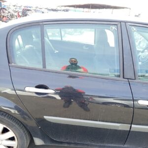 PUERTA TRASERA DERECHA RENAULT MEGANE II CLASSIC BERLINA