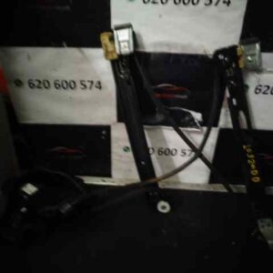 ELEVALUNAS DELANTERO DERECHO SEAT IBIZA ST (6J8)