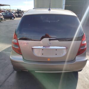 PORTON TRASERO MERCEDES-BENZ CLASE A (BM 169)