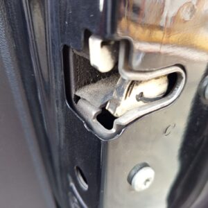 CERRADURA PUERTA TRASERA DERECHA OPEL CORSA D