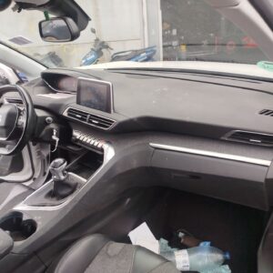 SALPICADERO PEUGEOT 5008