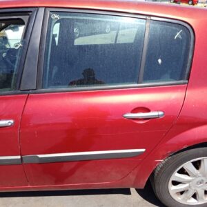 PUERTA TRASERA IZQUIERDA RENAULT MEGANE II BERLINA 5P